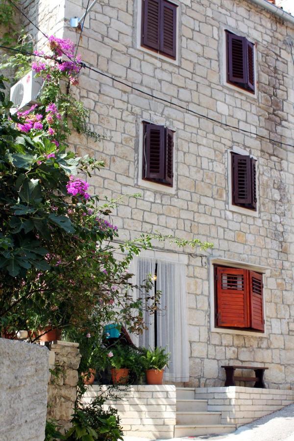 Apartments By The Sea Pucisca, Brac - 770 Zewnętrze zdjęcie