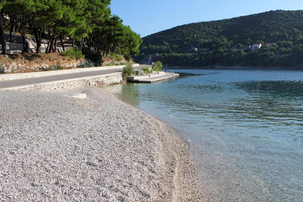 Apartments By The Sea Pucisca, Brac - 770 Zewnętrze zdjęcie